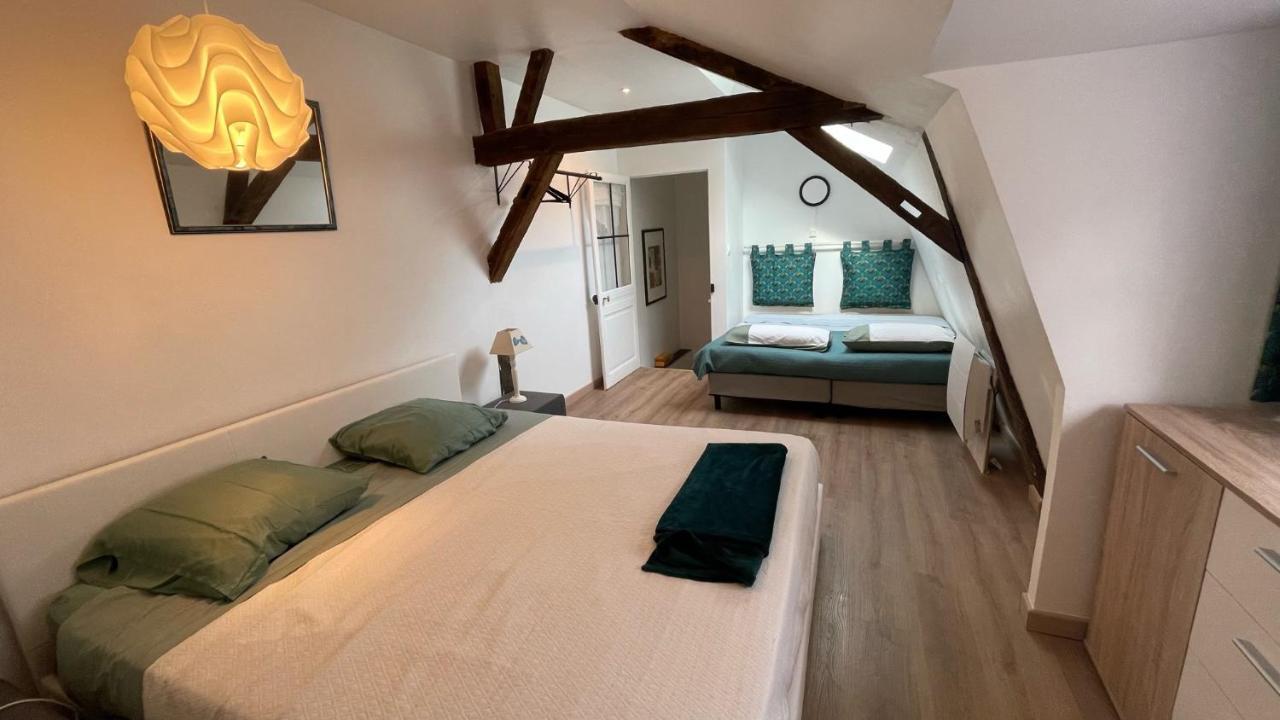 Ferienwohnung Au Puits De L'Abbaye Bourges Exterior foto