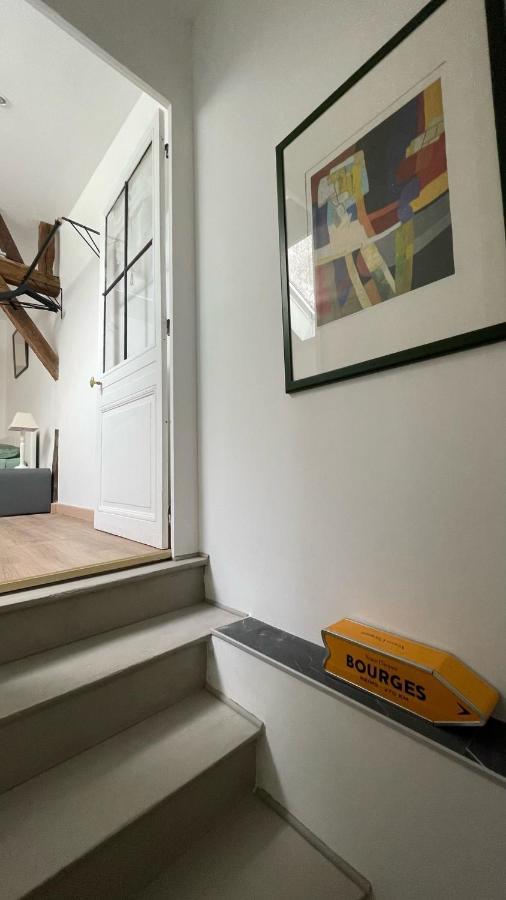 Ferienwohnung Au Puits De L'Abbaye Bourges Exterior foto